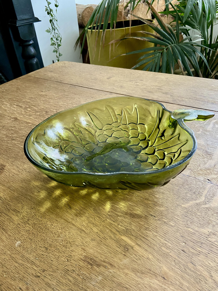1970s Retro Olive Green Indiana Glass Fruit Bowl
